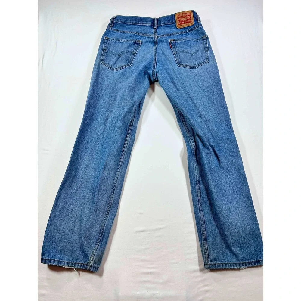 Levis 550 Relaxed Fit Tapered Leg Jeans Mens 33x32 Medium Blue Distressed Denim